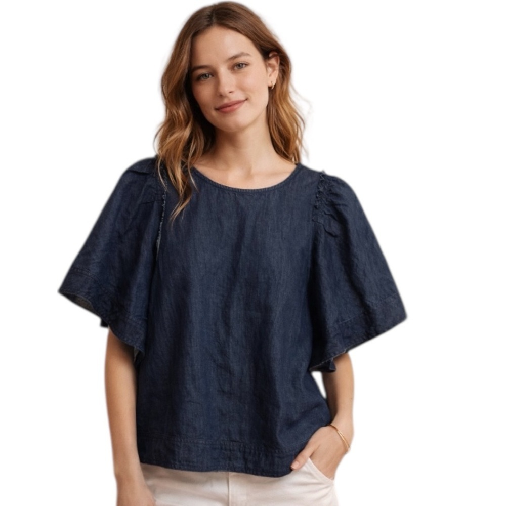 Pilcro Anthropologie Denim Top Size Small Blue Flutter Sleeve Chambray Blouse